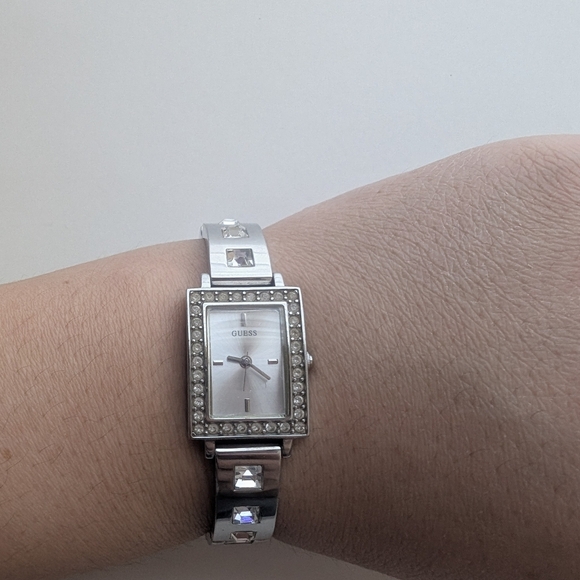 Guess - Watch - stainless steel with rhinestones - Picture 2 of 7